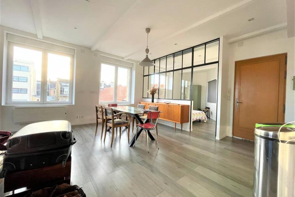 Apartament Superbe Loft 100M2 Proche Cathedrale Avec Parking Reims Zewnętrze zdjęcie