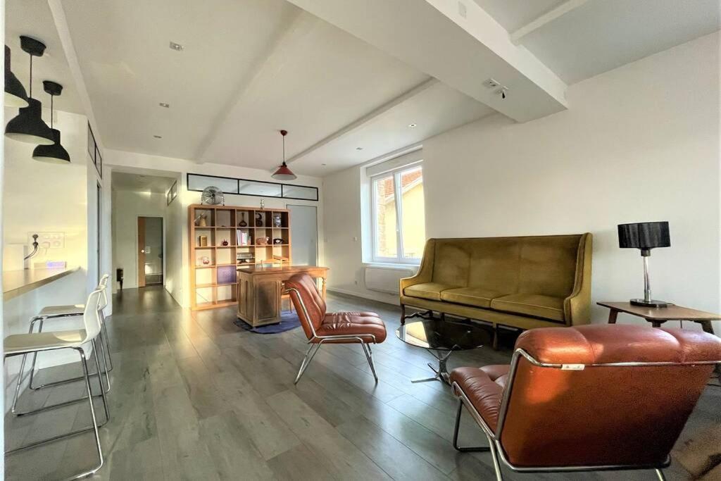 Apartament Superbe Loft 100M2 Proche Cathedrale Avec Parking Reims Zewnętrze zdjęcie
