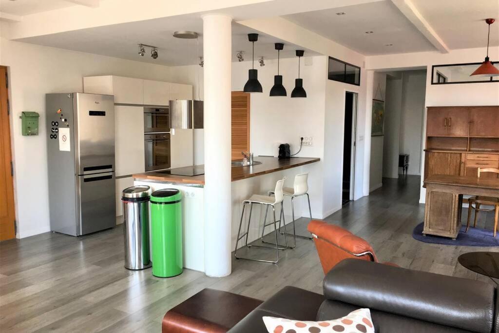 Apartament Superbe Loft 100M2 Proche Cathedrale Avec Parking Reims Zewnętrze zdjęcie